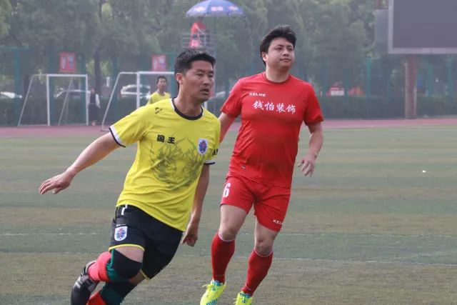 拉金首次谈及交易请求，直言不后悔失去队长身份